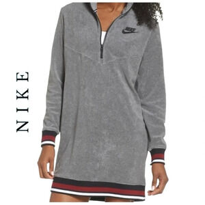 1738. NIKE SPORTSWEAR FRENCH TERRY SWEATSHIRT DRESS SIZE SMALL 1/4 ZIP EMBROIDER